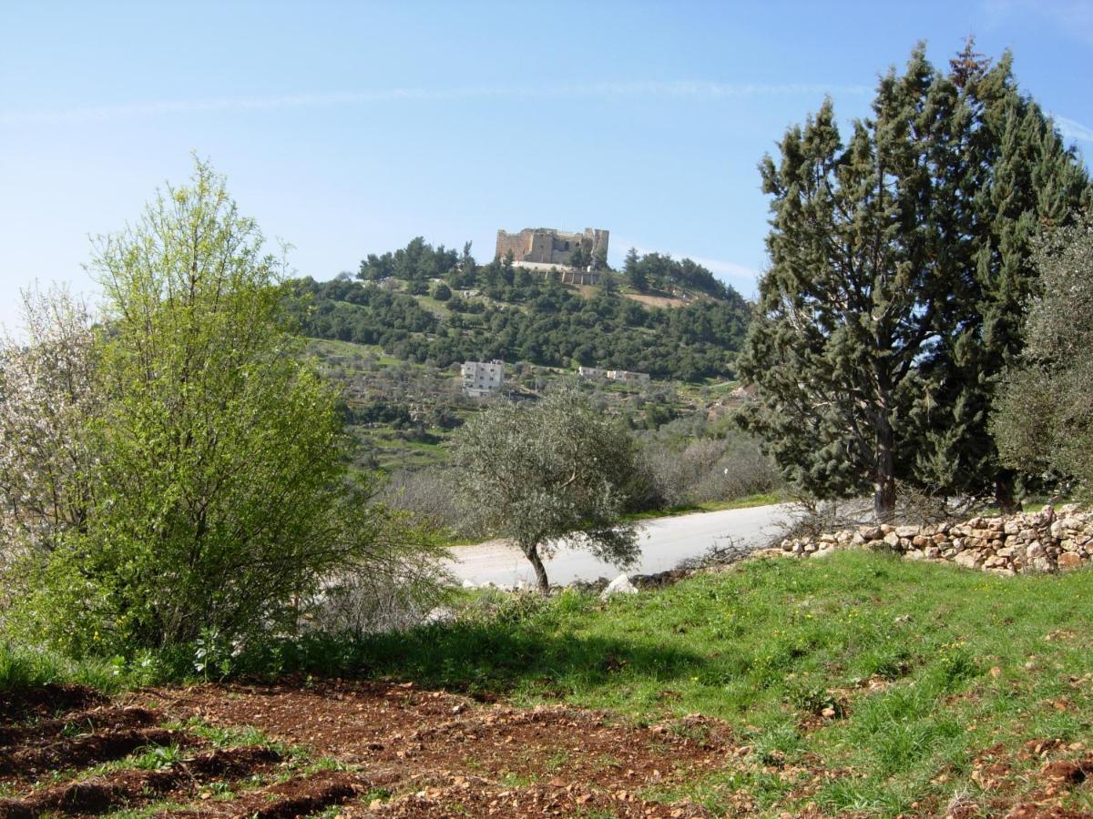 Ajloun Hotel Exterior photo